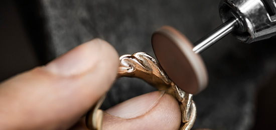 尼高品牌一直以工匠精神走在设计之路上